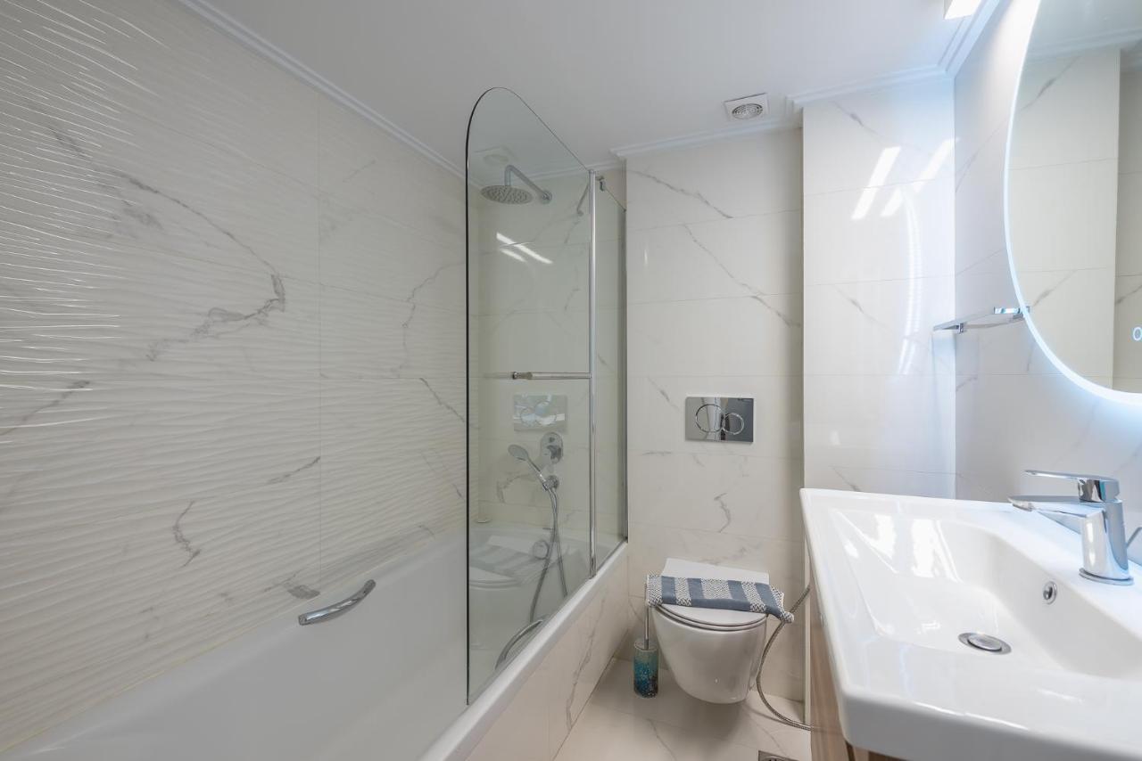 The Luxury By Cloudkeys Appartamento